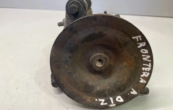 Opel Frontera A Power steering pump 90281879