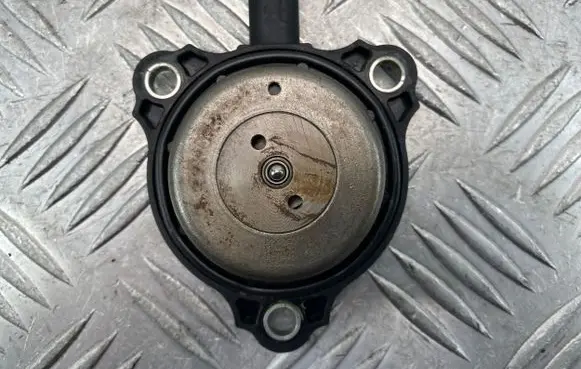 Mercedes-Benz A W176 Camshaft speed sensor A2761560790 Z803