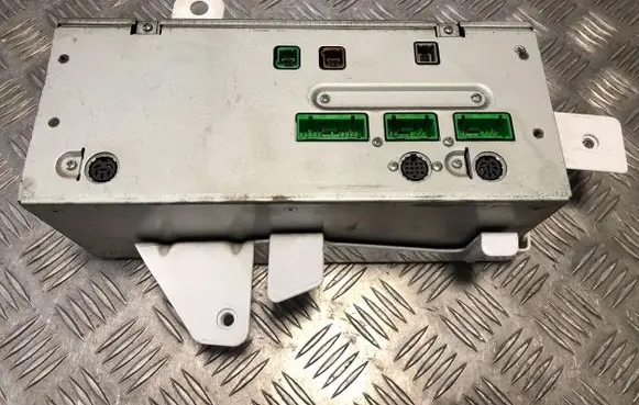 Volvo V70 GPS navigation control unit/module 86334881 V01840Y2010036B CUP26E23AF184