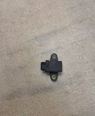 Audi A8 S8 D2 4D ESP acceleration yaw rate sensor 0265005117 4D0907651