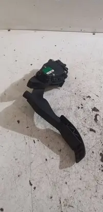 Audi A3 S3 8L Accelerator throttle pedal 1H1721503J 1J1721503J