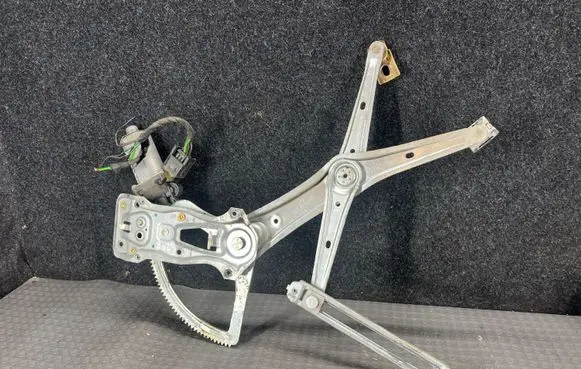 Mercedes-Benz CLK A208 C208 Front door window regulator with motor 