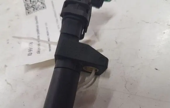 Mercedes-Benz C W205 Crankshaft position sensor A6421530728