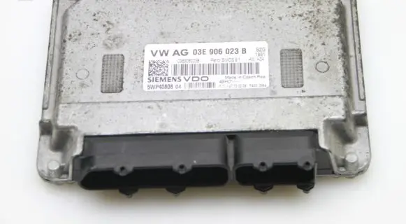 Skoda Fabia Mk2 (5J) Engine control unit/module 03E906023B