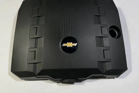 Chevrolet Camaro Engine cover (trim) 92236184