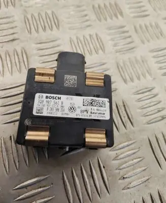 Volkswagen PASSAT B8 Distronic sensor radar 3Q0907561B