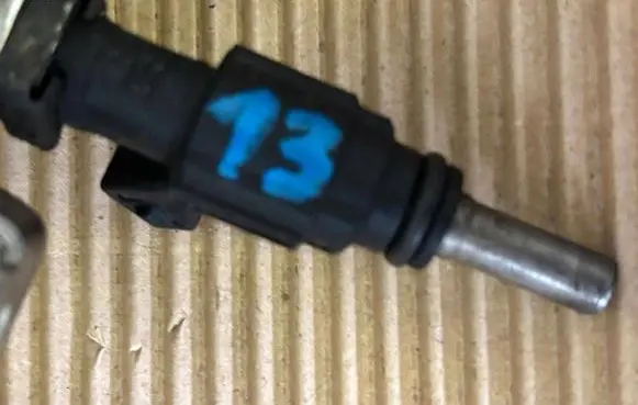 Fuel injector