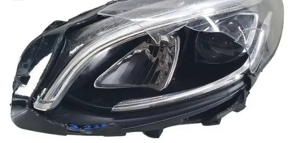 Mercedes-Benz B W246 W242 Headlight/headlamp 2469066101
