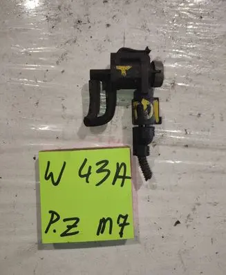 Volkswagen Golf IV Turbo solenoid valve 1J0906627