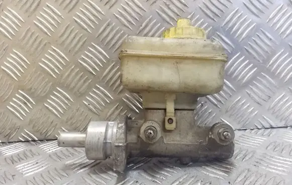Volkswagen Golf IV Master brake cylinder 1J1611349