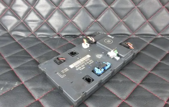 Mercedes-Benz CLK A209 C209 Door control unit/module 2098201926 353380