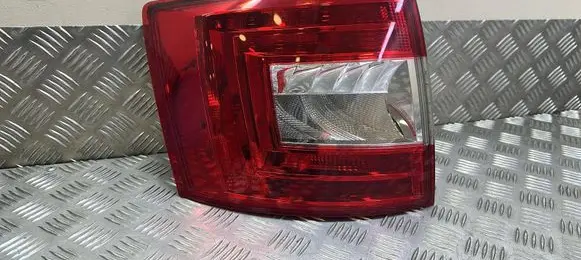 Skoda Octavia Mk3 (5E) Rear/tail lights 5E9945095