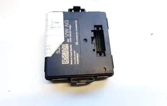 Volkswagen PASSAT B8 Other control units/modules 5Q0907530AF 5Q0907530M