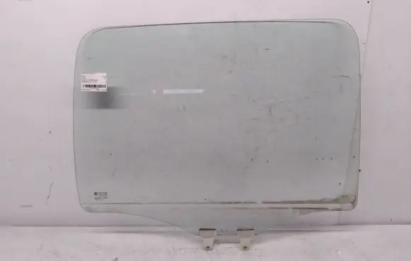 Rear door window glass