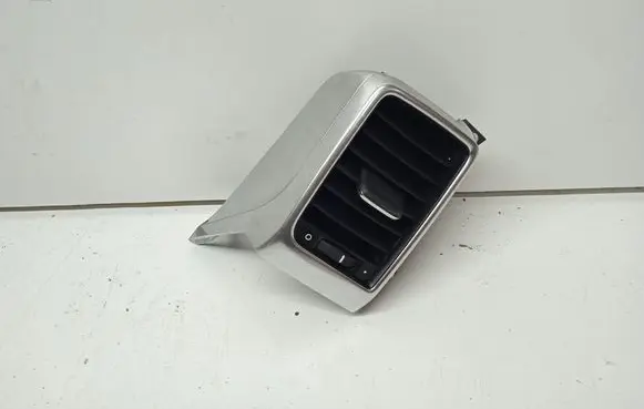 Porsche Panamera (970) Rear air vent grill 970553172
