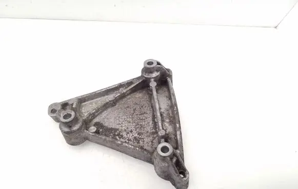 Audi A6 S6 C6 4F A/C compressor mount bracket 06E260835C