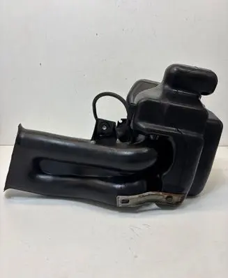 Intake resonator