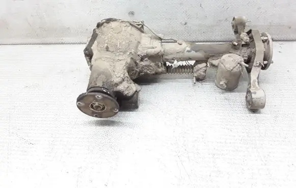 Mitsubishi Pajero Front differential 