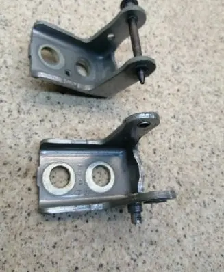 Opel Corsa F Front door hinges set 340221 33222