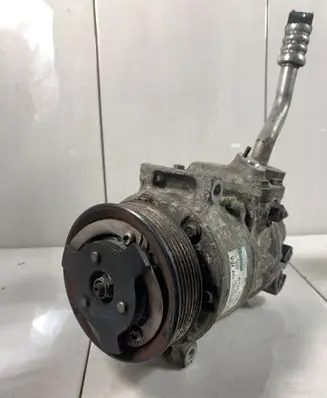 Volkswagen PASSAT B6 Air conditioning (A/C) compressor (pump) 1K0820803S