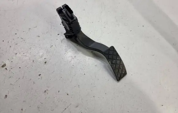 Skoda Octavia Mk3 (5E) Accelerator throttle pedal 5Q1723503H 6PV01062111