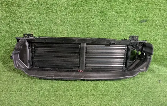 Volvo XC60 Intercooler air guide/duct channel 32345497