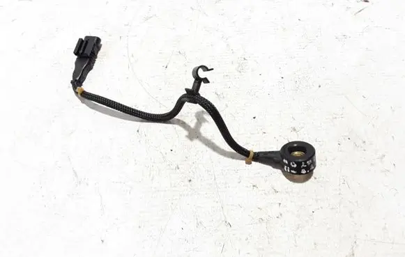 Mercedes-Benz E C207 W207 Detonation knock sensor A0071531228