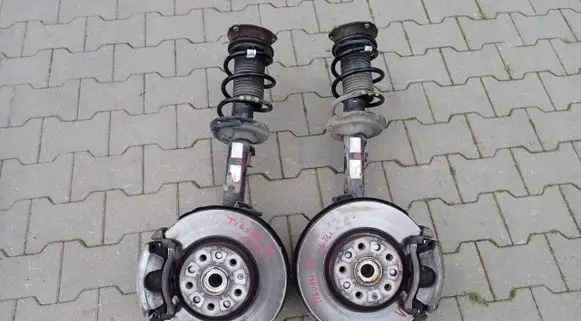 Volkswagen Tiguan Front wheel hub AA112446