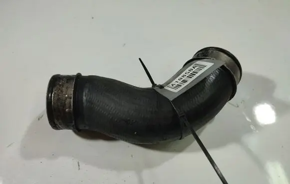 Volkswagen Golf V Intercooler hose/pipe 1K0145838B
