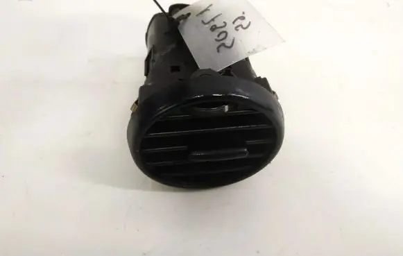 Seat Altea Dash center air vent grill 5P0819203