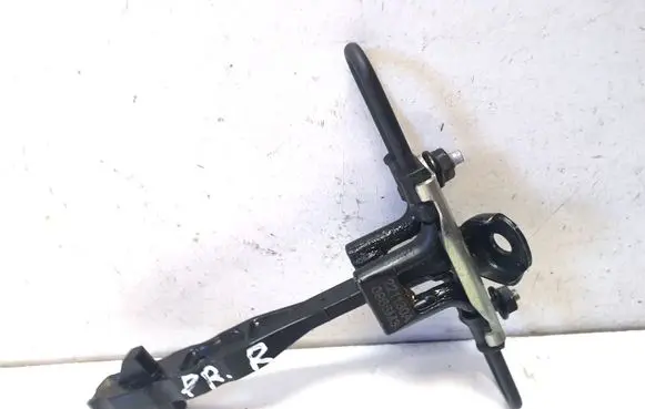 KIA Sorento Front door check strap stopper 221130A