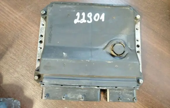 Toyota Yaris Engine control unit/module 896610db00 89661-0db00