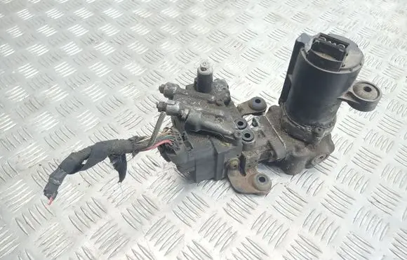 Volkswagen PASSAT B4 ABS Pump 10050178333