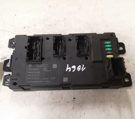 BMW 1 F20 F21 Fuse module 6135931717701 A2C3045041300 1303271379A13086
