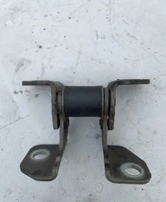 Chrysler 300C Rear door lower hinge 85574F