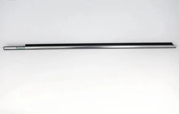 Toyota Yaris XP210 Front door glass trim molding 68160K0021