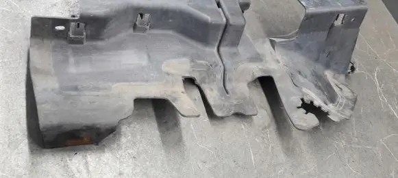 Volkswagen PASSAT B6 Radiator trim 3c0121283
