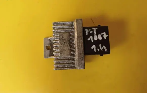 Peugeot 1007 Glow plug pre-heat relay