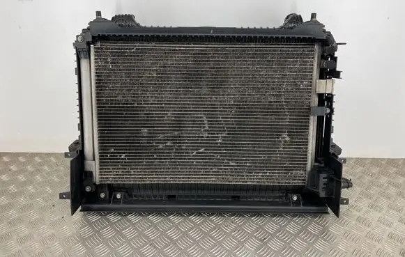 Jaguar XE Radiator set 