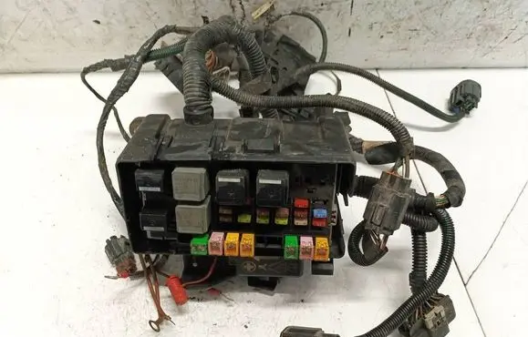 Fuse box set