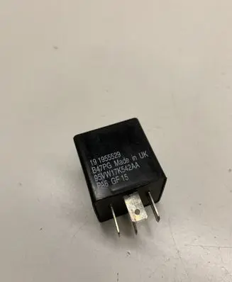 Volkswagen Golf IV Other relay 191955529 95VW17K542AA