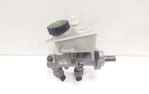 Volvo V70 Master brake cylinder 8646006 8646009 03350884861
