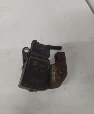 BMW 5 E60 E61 Rear height level sensor lever 1093697
