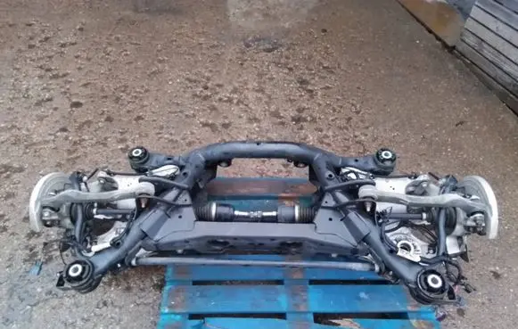 Land Rover Discovery Sport Rear axle beam fk724b402ab fk724b402 jk729l468
