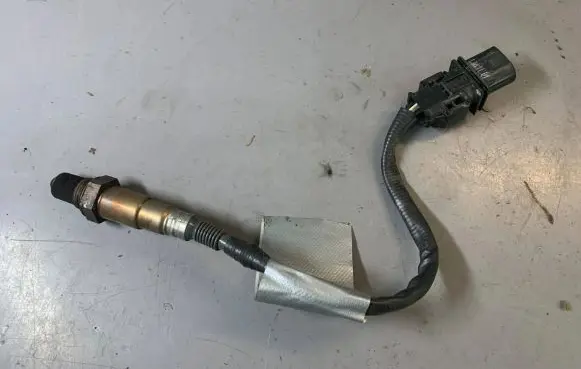 BMW 1 F20 F21 Lambda probe sensor 1928404682