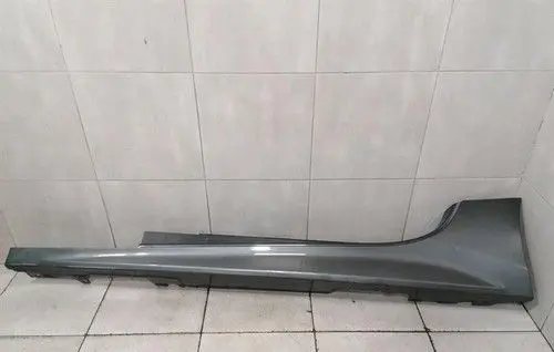 Ferrari California F149 Side skirt rear trim 85153810