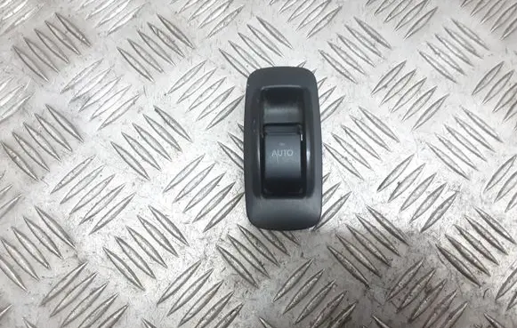 Toyota Corolla E120 E130 Electric window control switch 8480102411