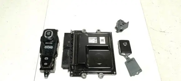 Volvo V90 Cross Country Engine ECU kit and lock set 31459914 29597 31443818
