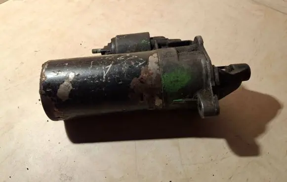 Audi A6 S6 C5 4B Starter motor 1005821478 25909