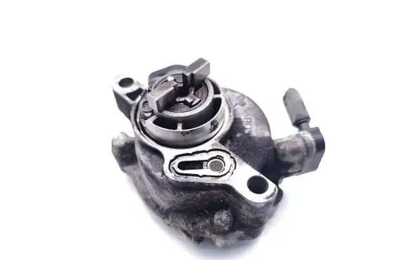 Ford Fiesta Electric auxiliary coolant/water pump 9804021880